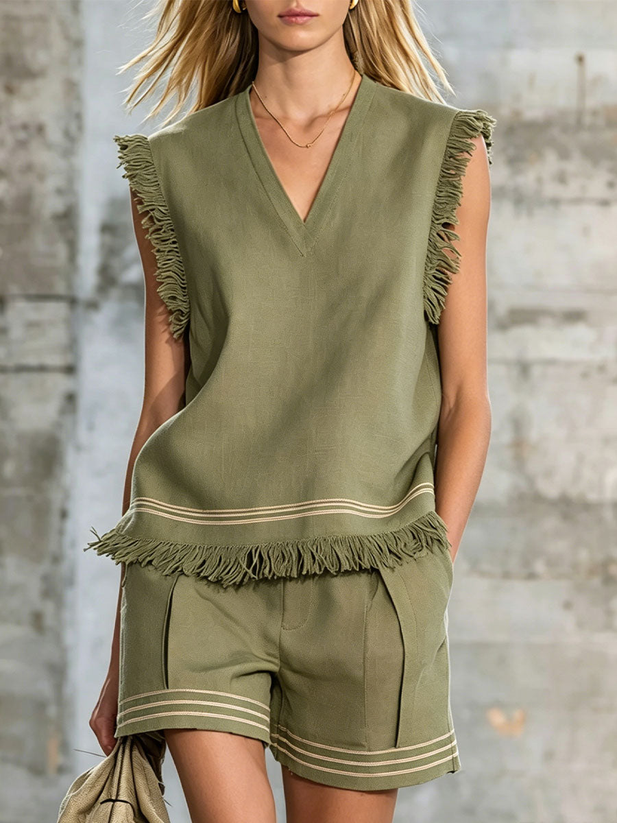 Women's Retro Green V-neck Cotton-linen Short-sleeve T-shirt And Shorts Set